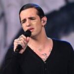 Achille Lauro, concerto a sorpresa a piazza di Spagna: Roma, stanotte è per te